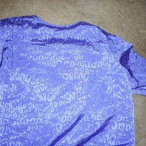 Caron of Chicago Ladies vintage Purple size 10 Blouse with side tie-keyhole